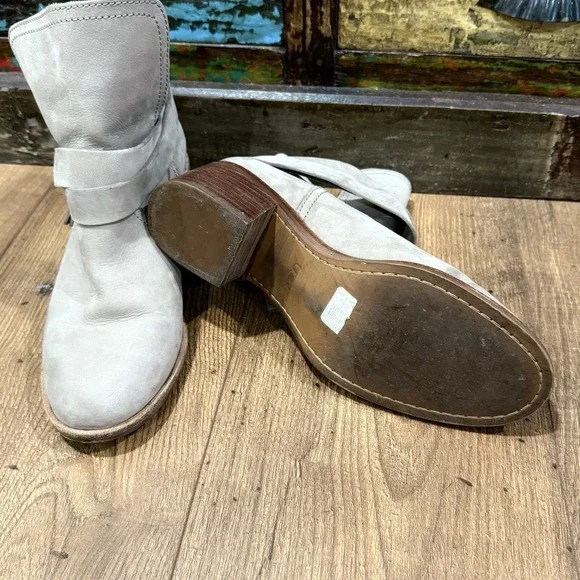 UGG Australia Elora Leather 1019148 Taupe Ankle Booties Women's Size‎ 7 Suede - Picture 3 of 6